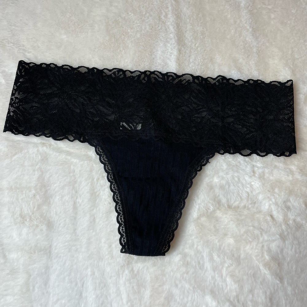 Aerie Thong